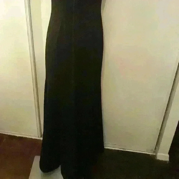 5D YOUNG maxi elegent party/ cocktail dress  size large with built in bra - Picture 3 of 5